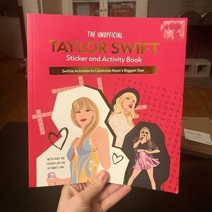 Taylor Swift The Unofficial Sticker and Activity Book